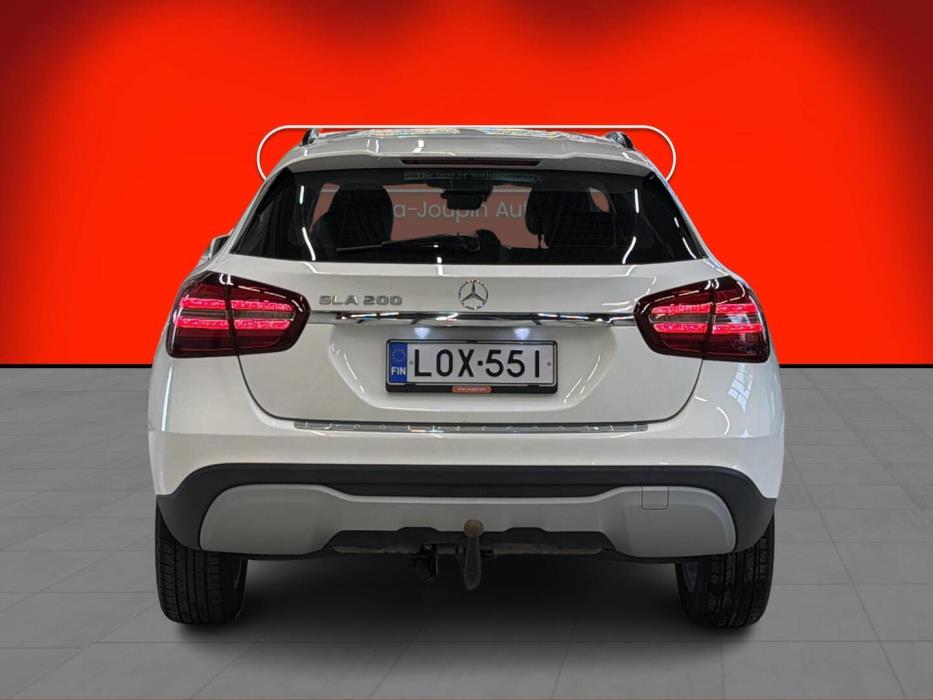 MERCEDES-BENZ GLA 2019