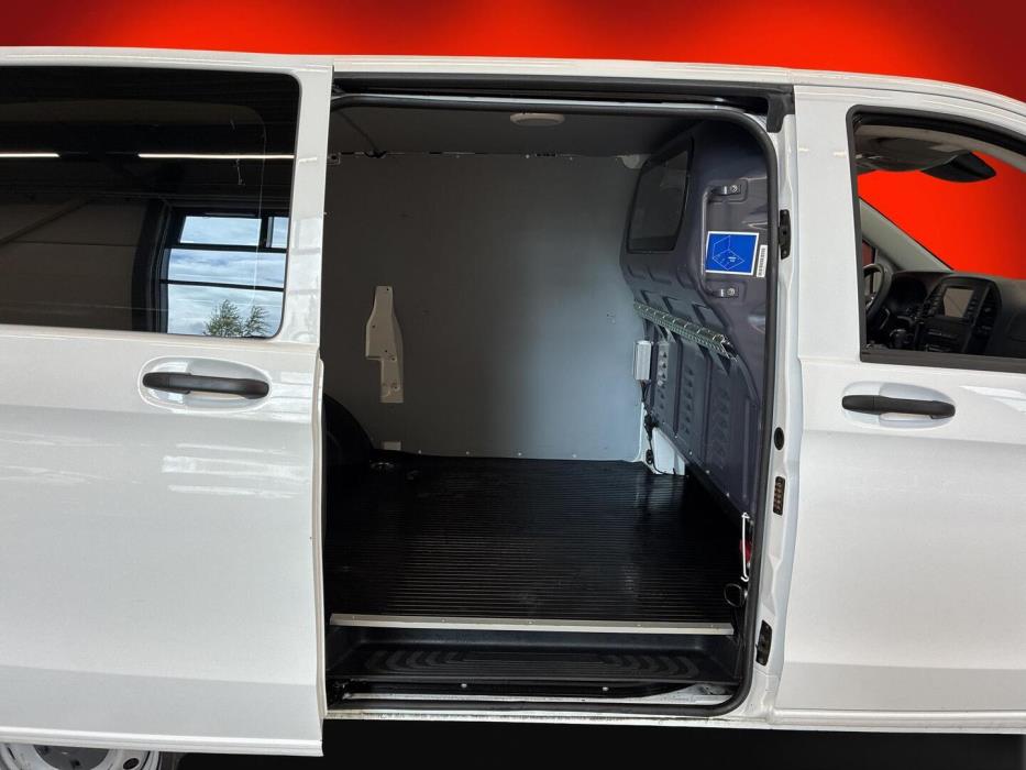 MERCEDES-BENZ Vito 2021