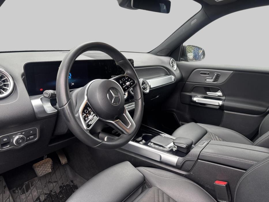 MERCEDES-BENZ EQB 2024