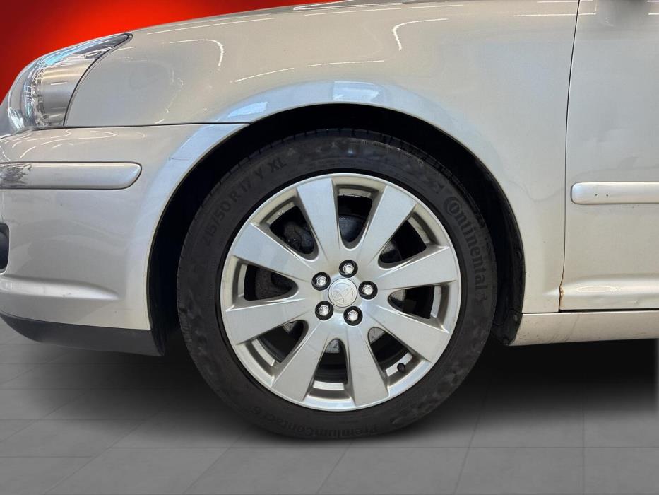 TOYOTA Avensis 2007