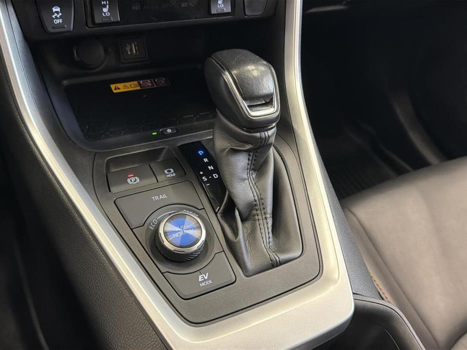 TOYOTA RAV4 2023