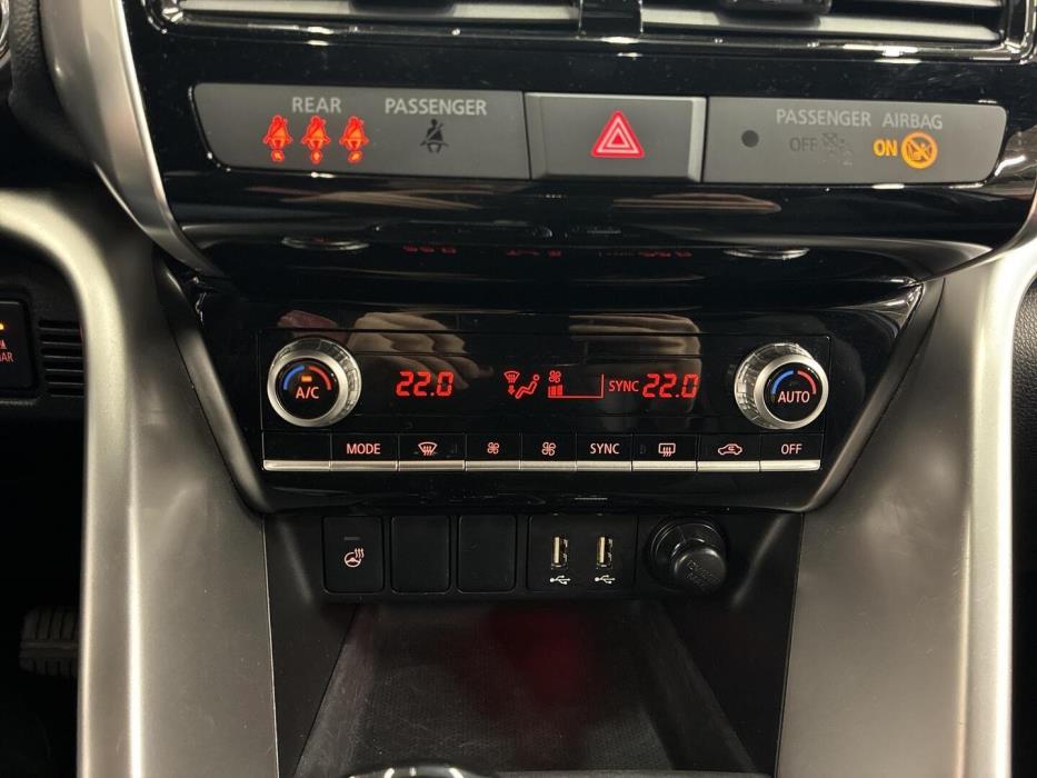 MITSUBISHI ECLIPSE CROSS 2024