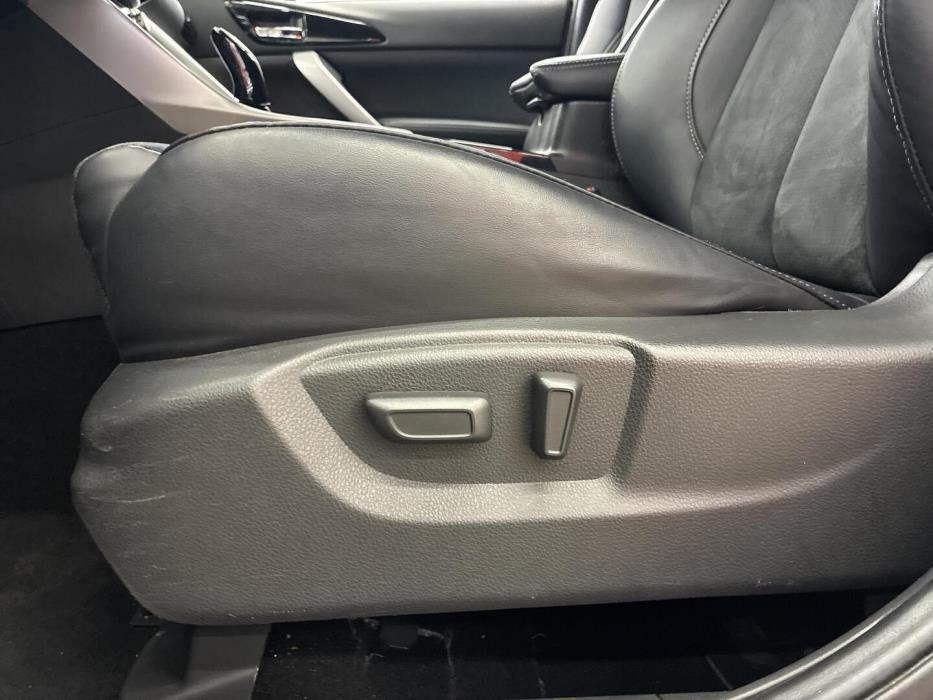 MITSUBISHI ECLIPSE CROSS 2024