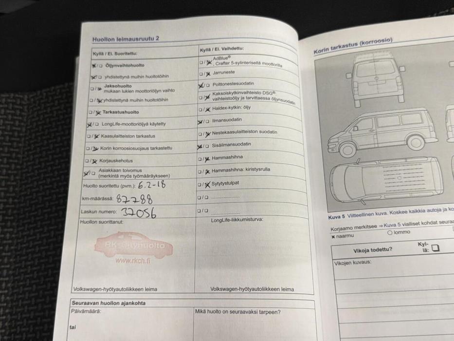VOLKSWAGEN Caddy 2011