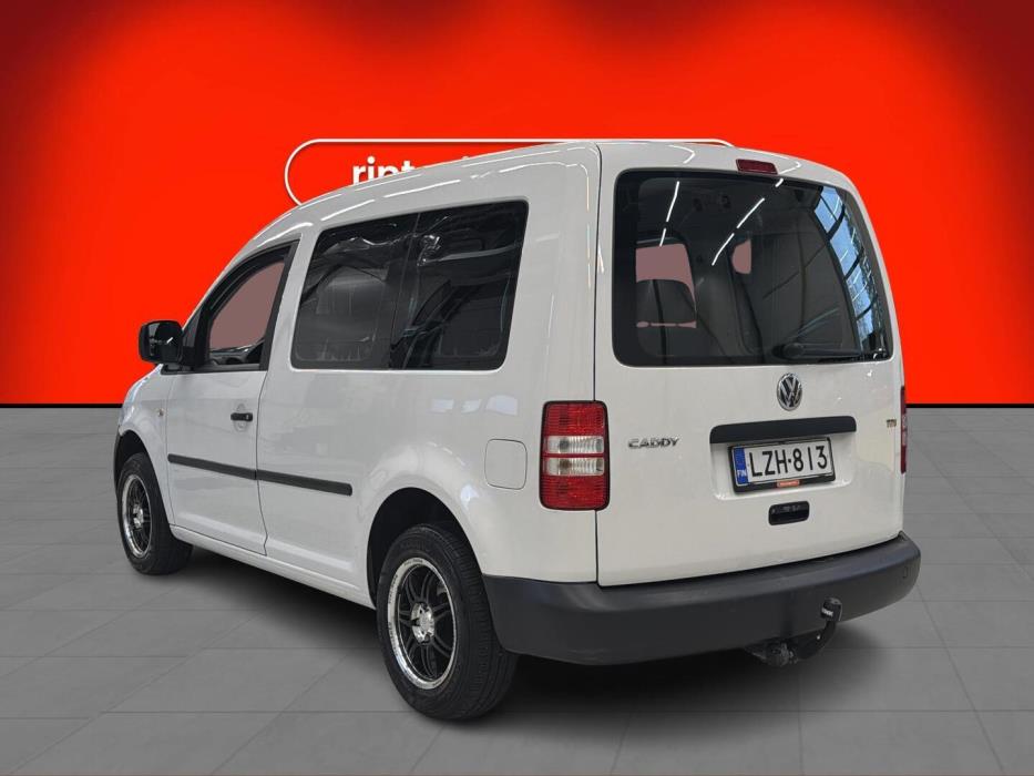VOLKSWAGEN Caddy 2011