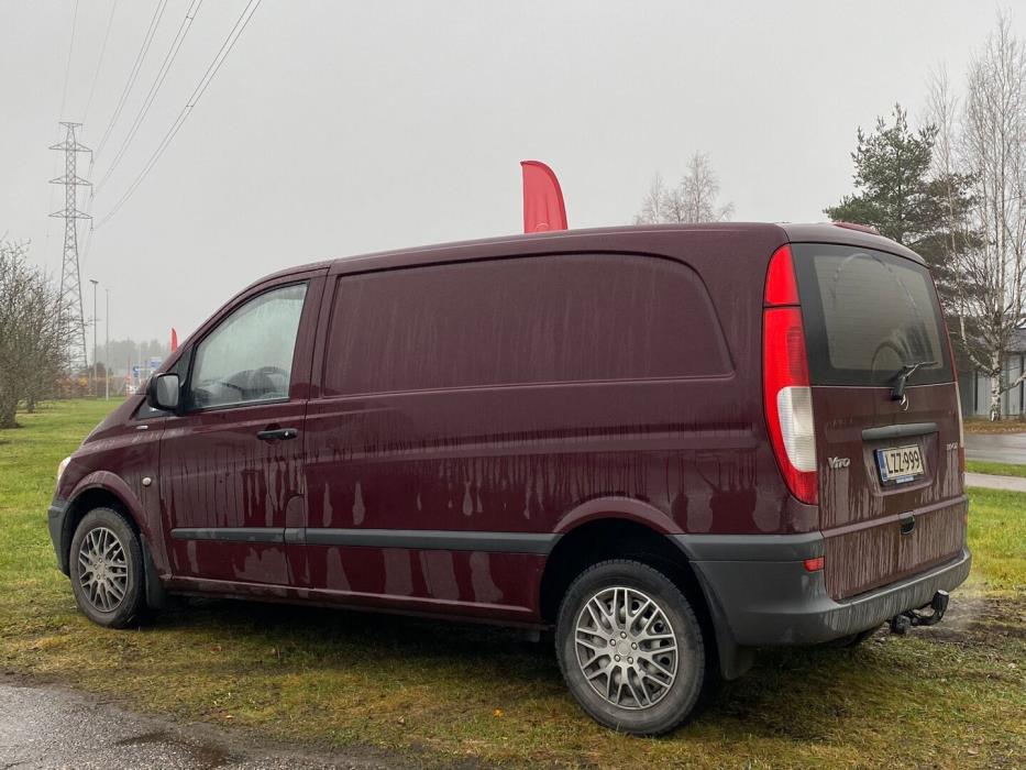MERCEDES-BENZ Vito 2012