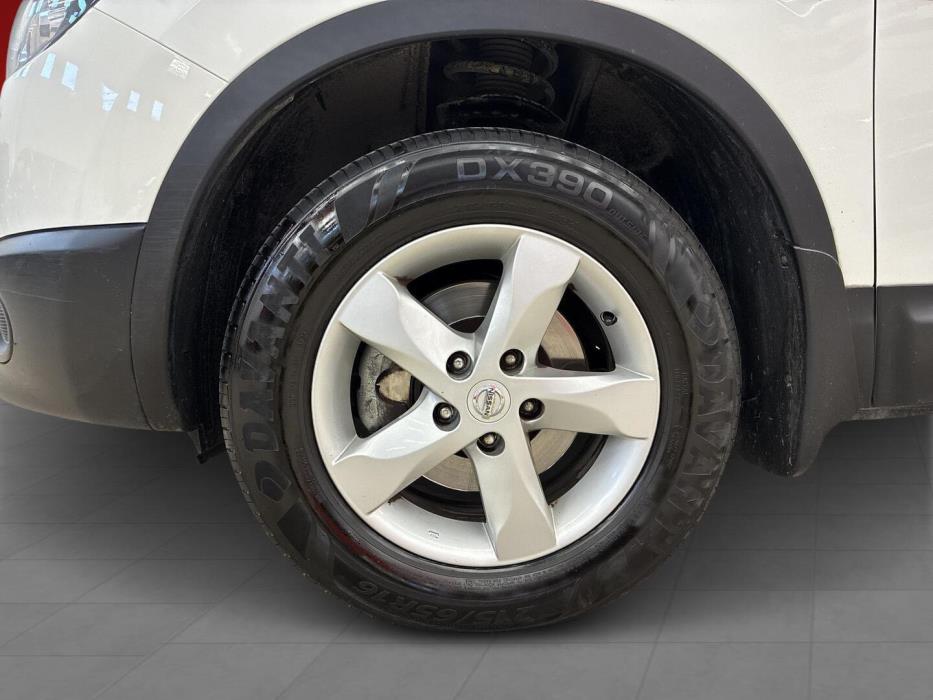 NISSAN Qashqai 2012