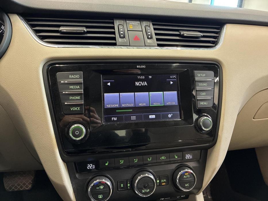 SKODA Octavia 2013