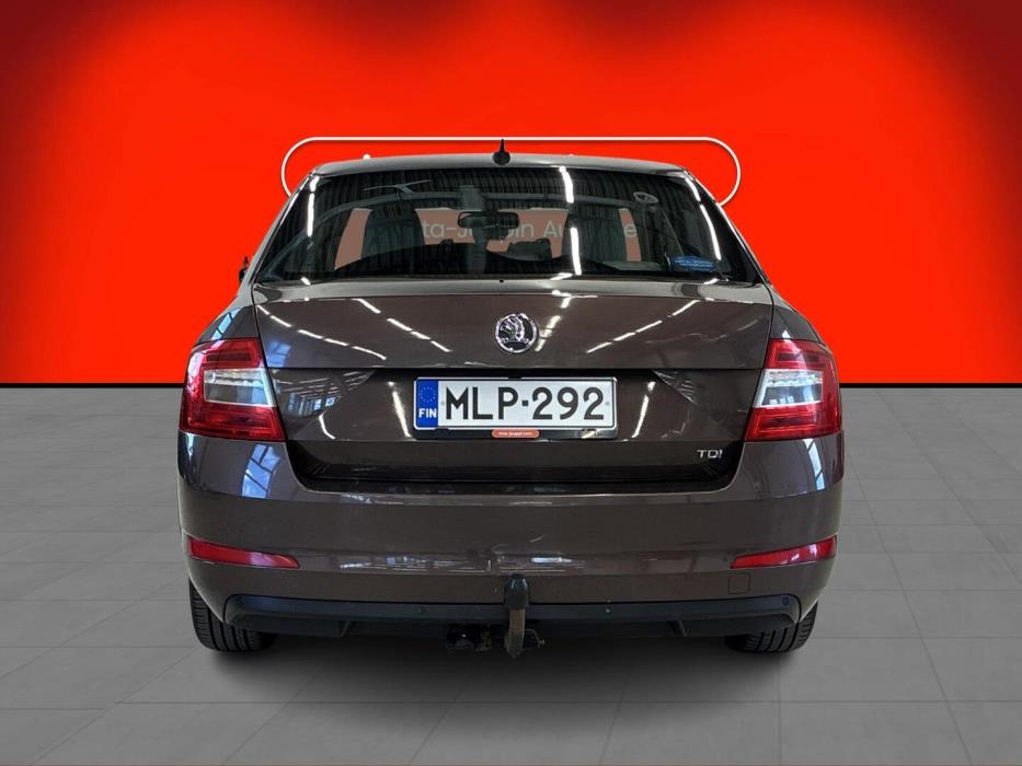 SKODA Octavia 2013