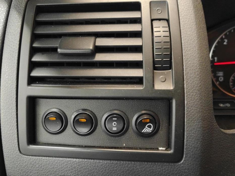 VOLKSWAGEN Transporter 2014