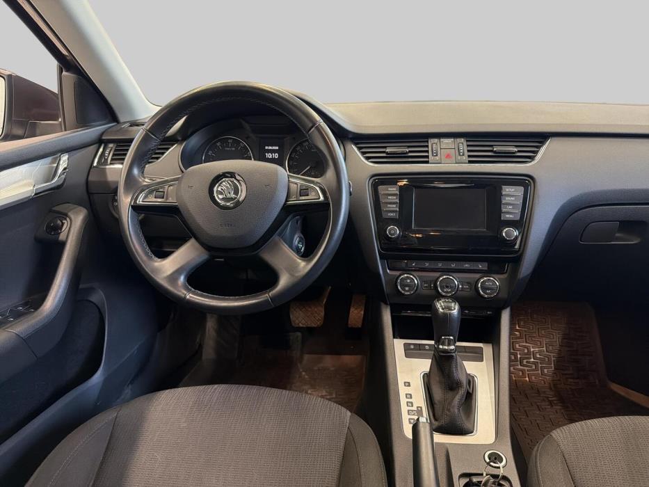 SKODA Octavia 2015