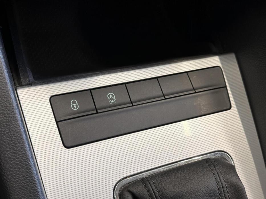 SKODA Octavia 2015