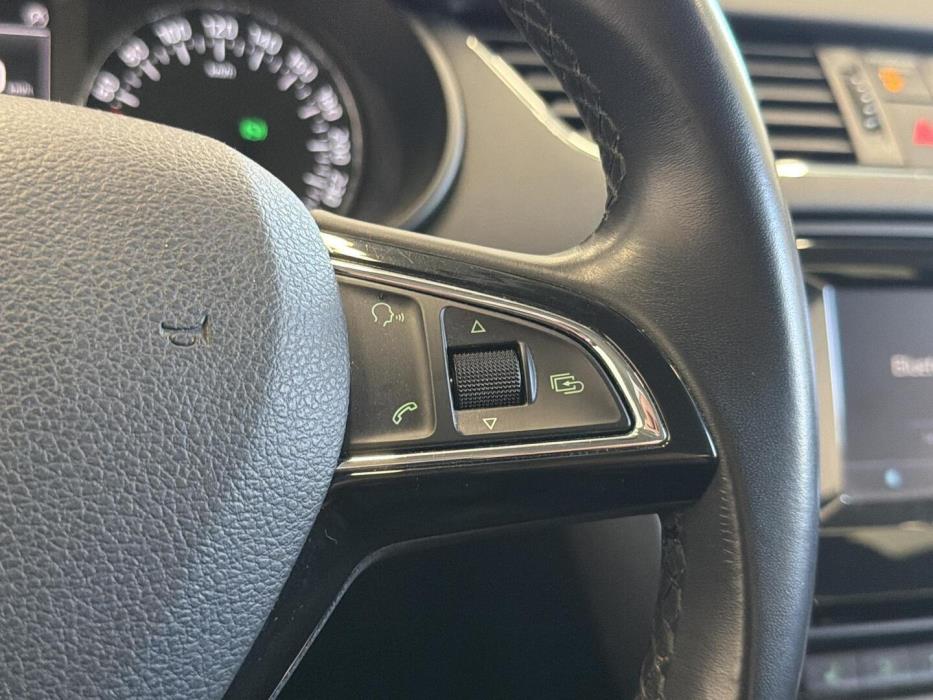 SKODA Octavia 2015