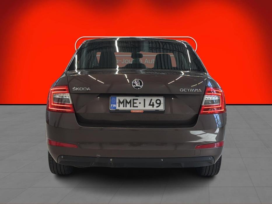 SKODA Octavia 2015