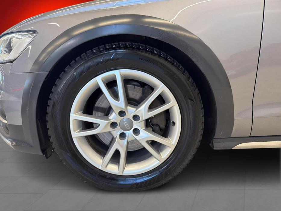 AUDI A6 allroad quattro 2016