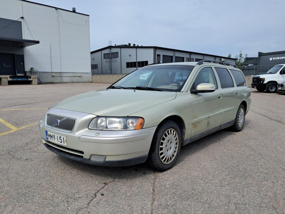 VOLVO V70 2006