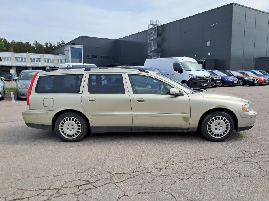 VOLVO V70 2006