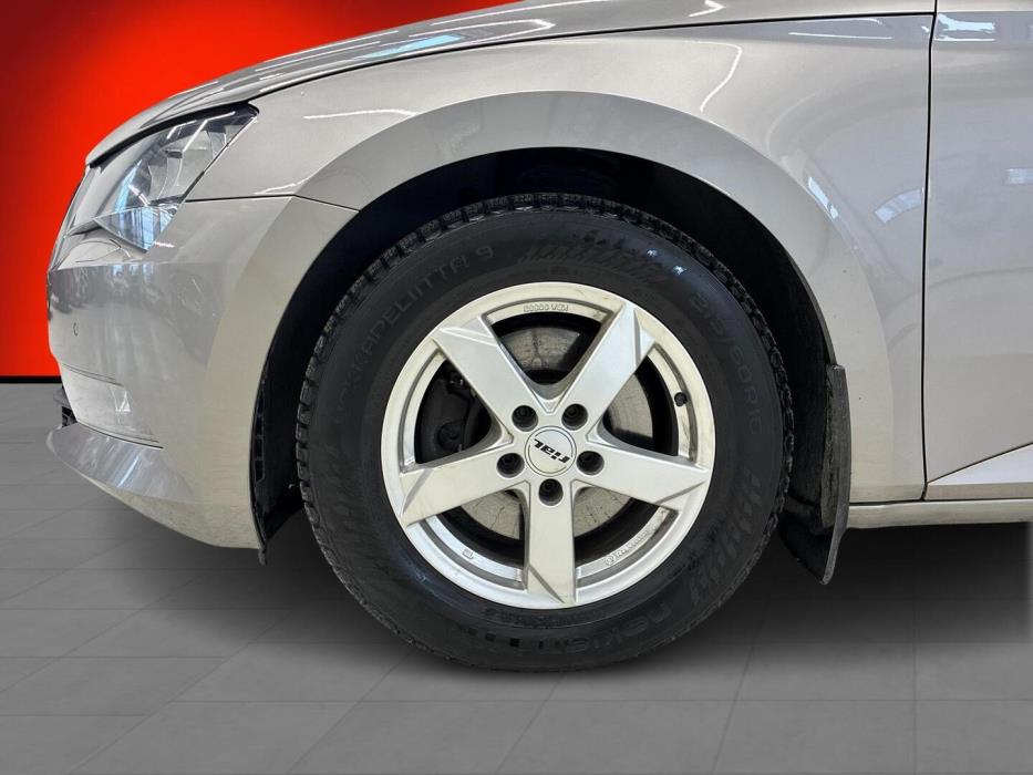 SKODA Superb 2018