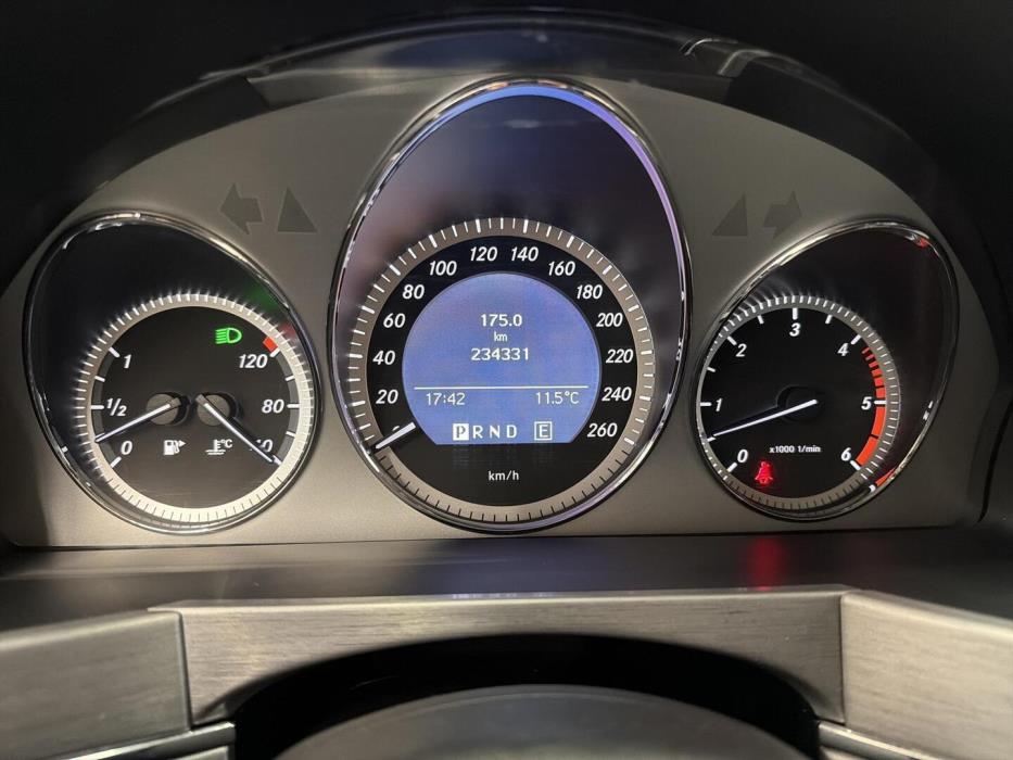 MERCEDES-BENZ GLK 2010