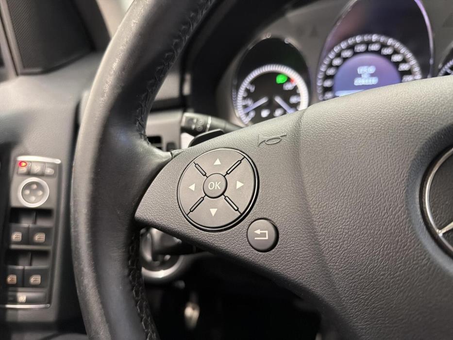 MERCEDES-BENZ GLK 2010