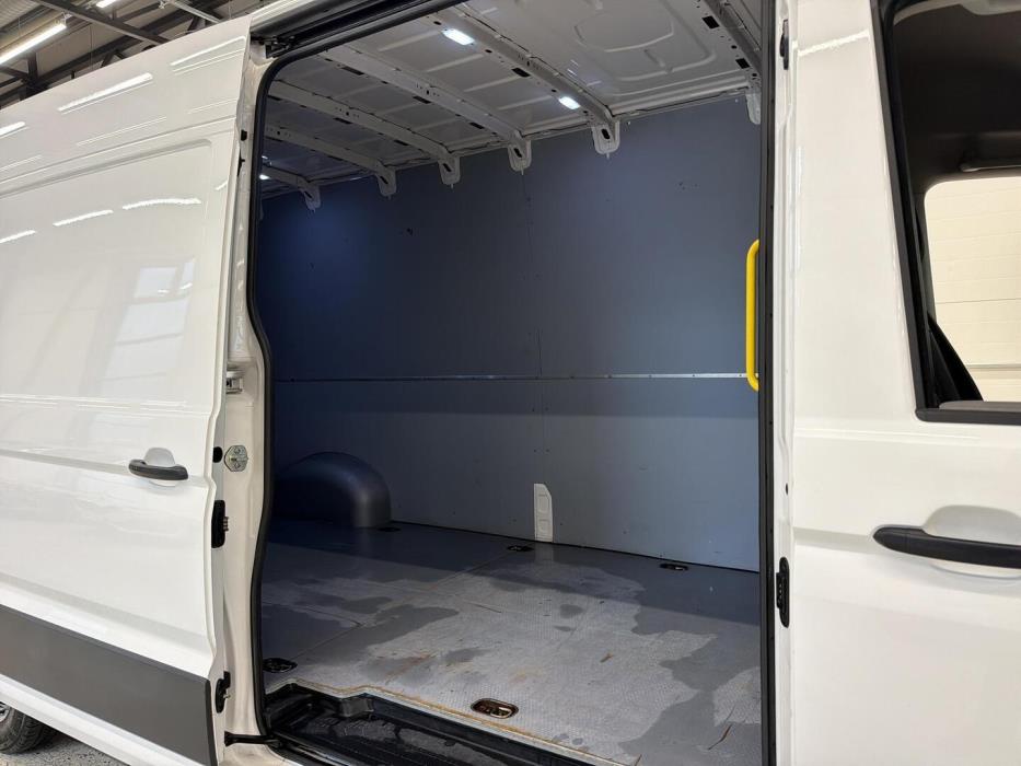 VOLKSWAGEN Crafter 2018