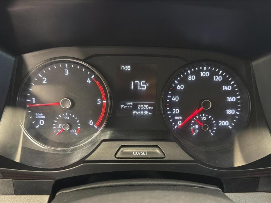 VOLKSWAGEN Crafter 2018
