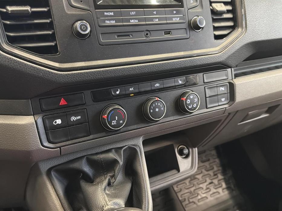 VOLKSWAGEN Crafter 2018