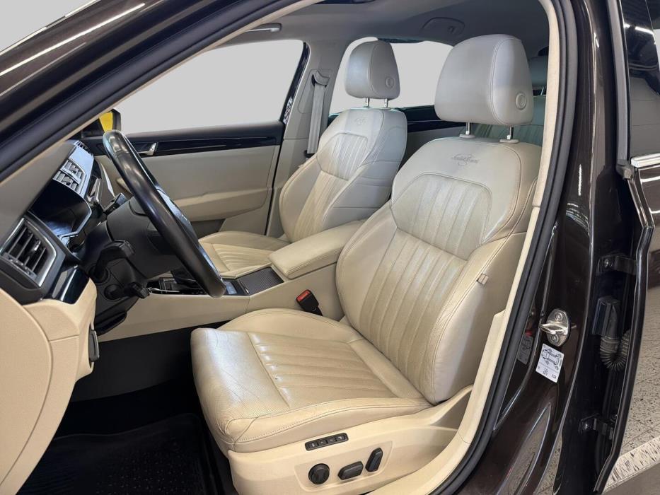 SKODA Superb 2018