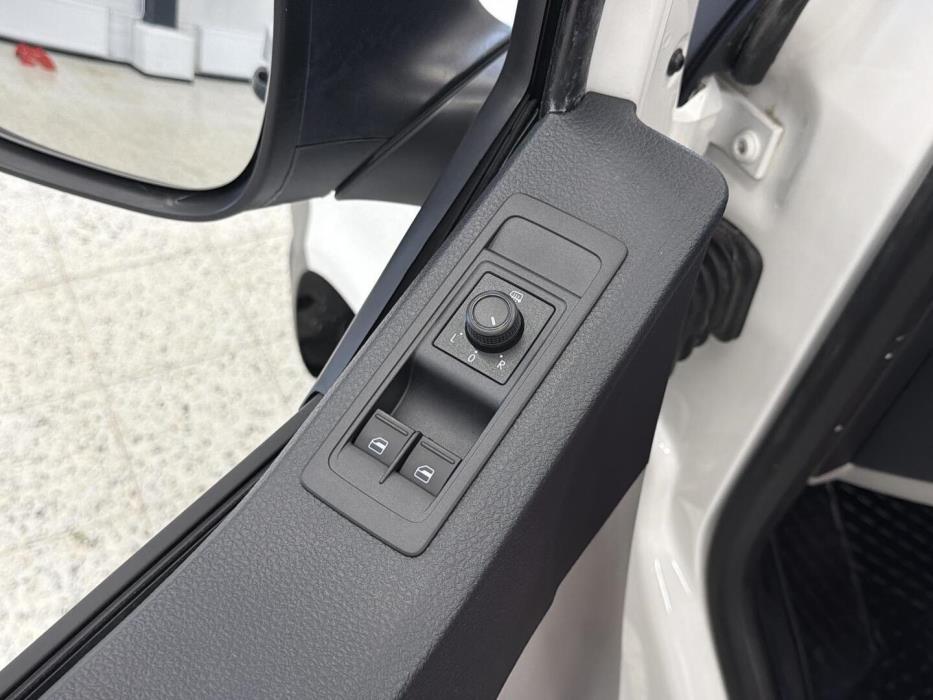 VOLKSWAGEN Transporter 2019