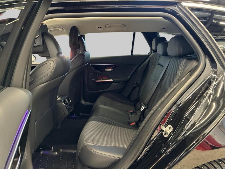 MERCEDES-BENZ C 2023