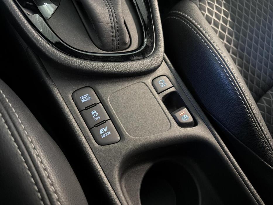 TOYOTA YARIS 2021