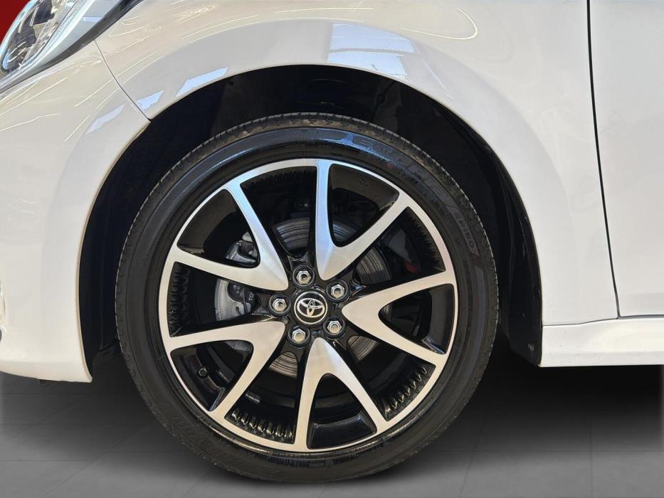 TOYOTA YARIS 2021