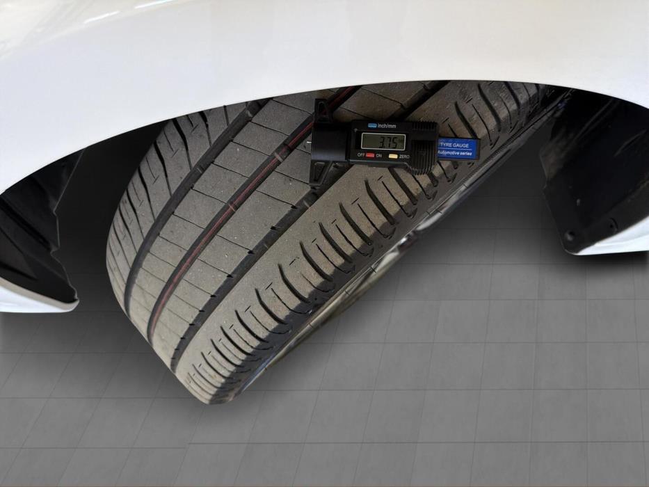 TOYOTA YARIS 2021