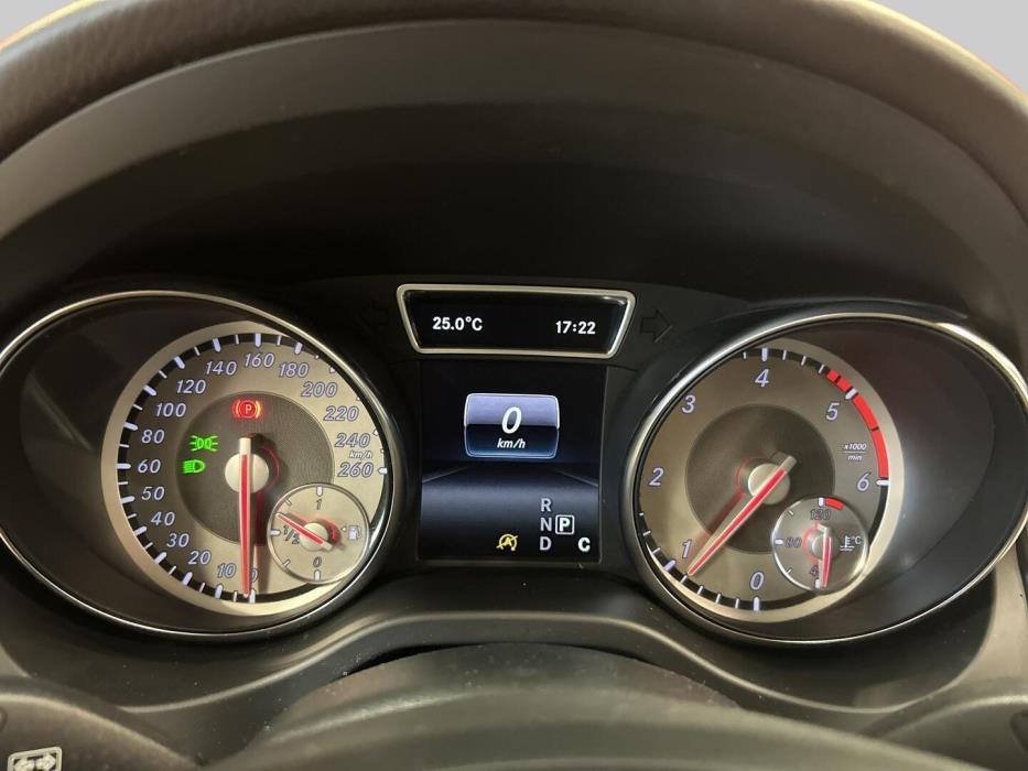 MERCEDES-BENZ CLA 2016