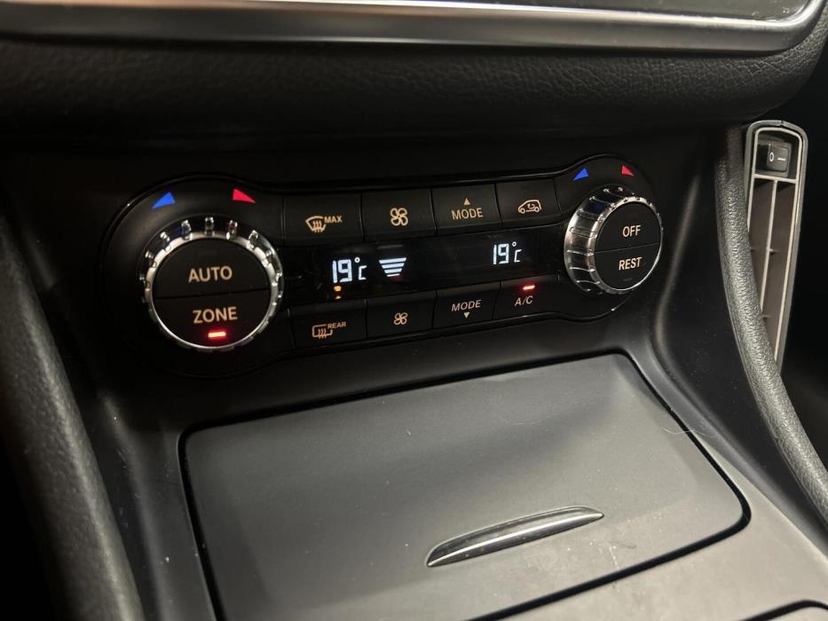 MERCEDES-BENZ CLA 2016