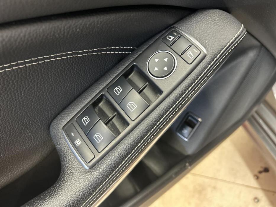 MERCEDES-BENZ CLA 2016