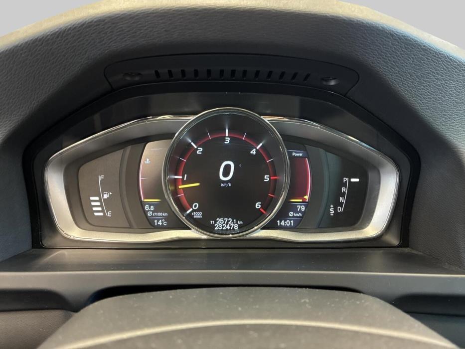 VOLVO V60 Cross Country 2017