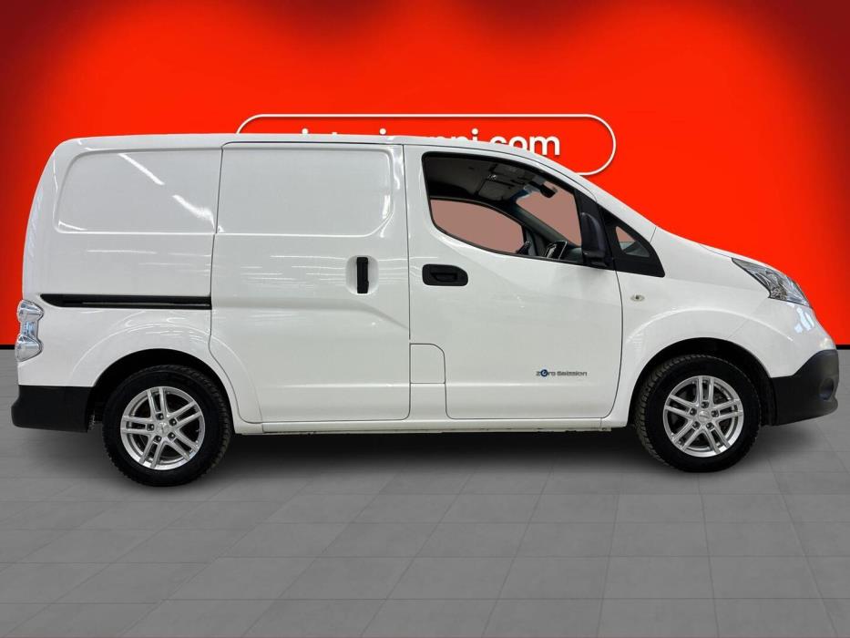 NISSAN e-NV200 2019