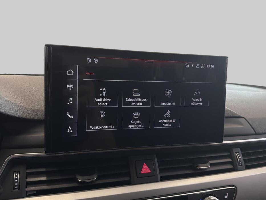 AUDI A4 2020