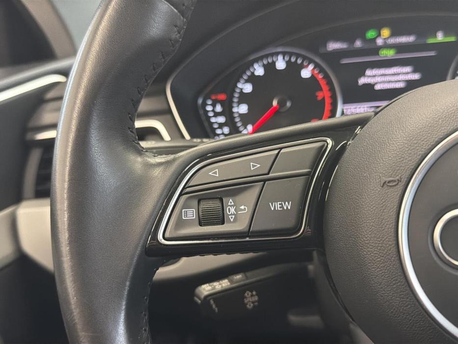 AUDI A4 2020