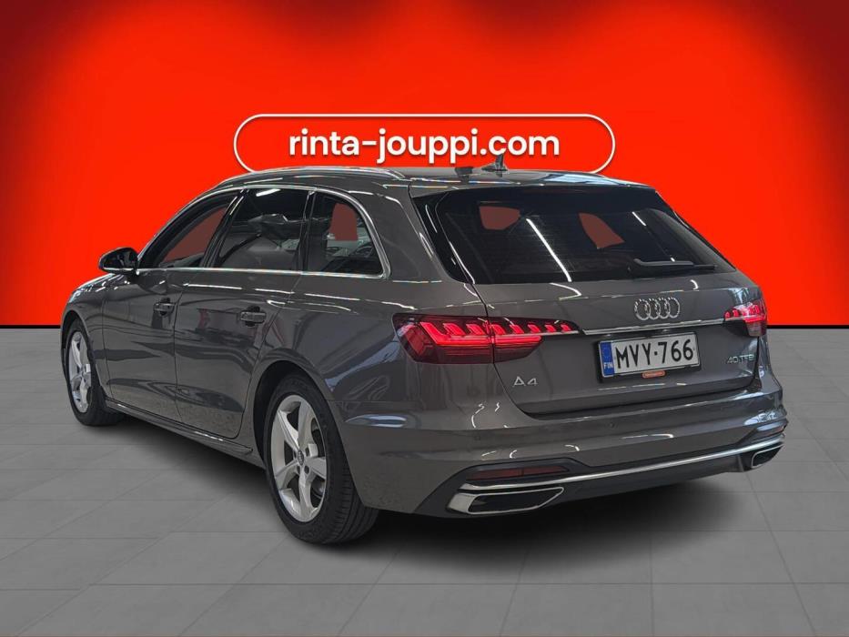 AUDI A4 2020