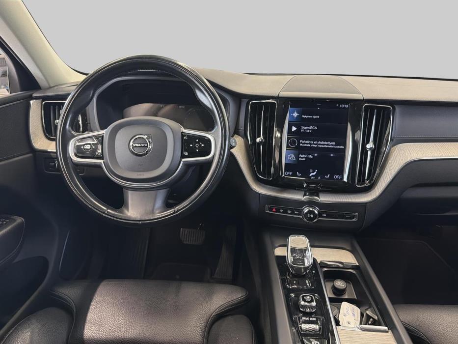 VOLVO XC60 2021