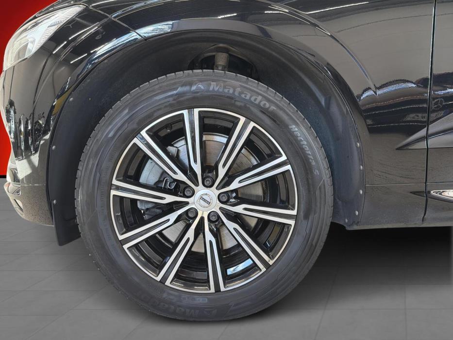 VOLVO XC60 2021