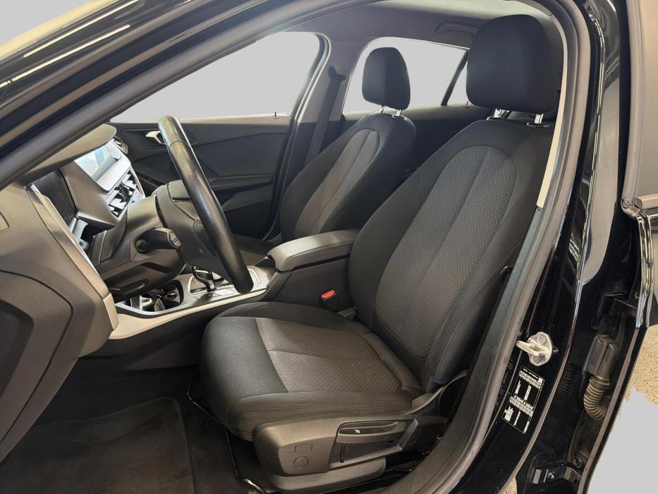 BMW 118 2021