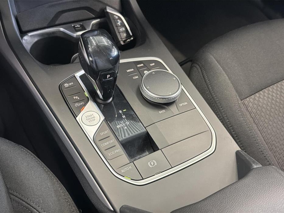 BMW 118 2021