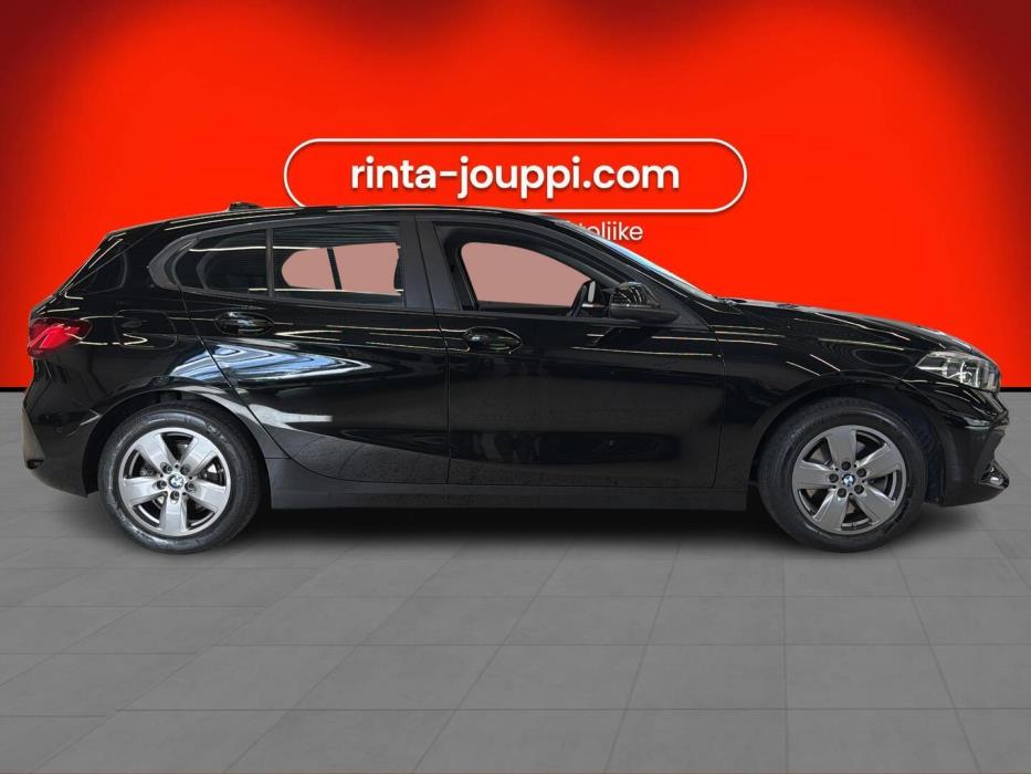 BMW 118 2021