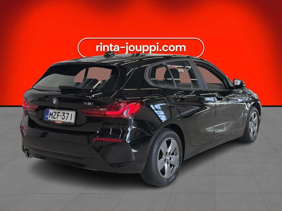 BMW 118 2021