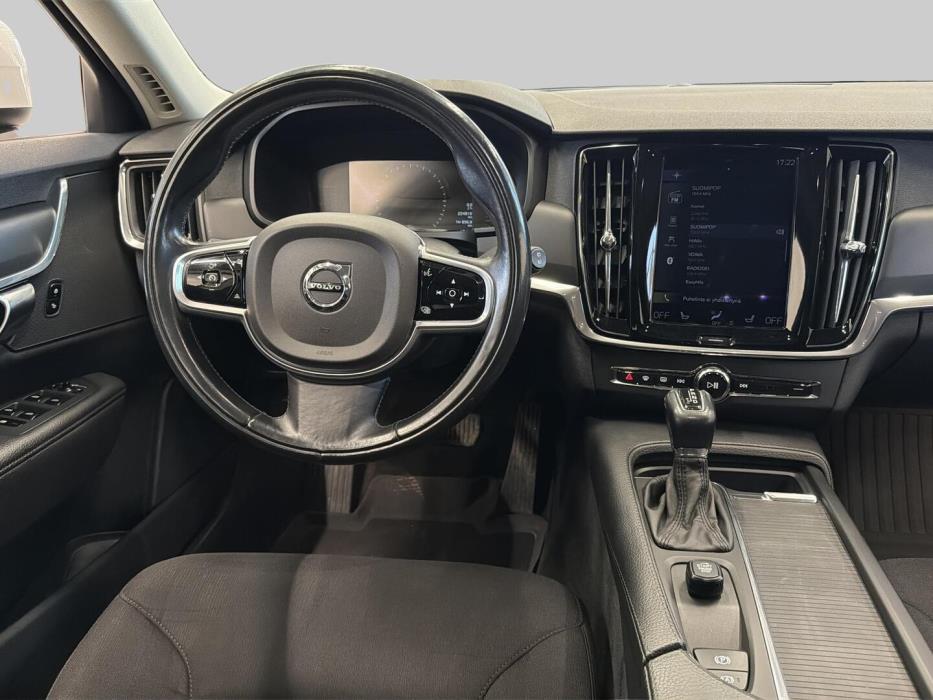 VOLVO V90 Cross Country 2017