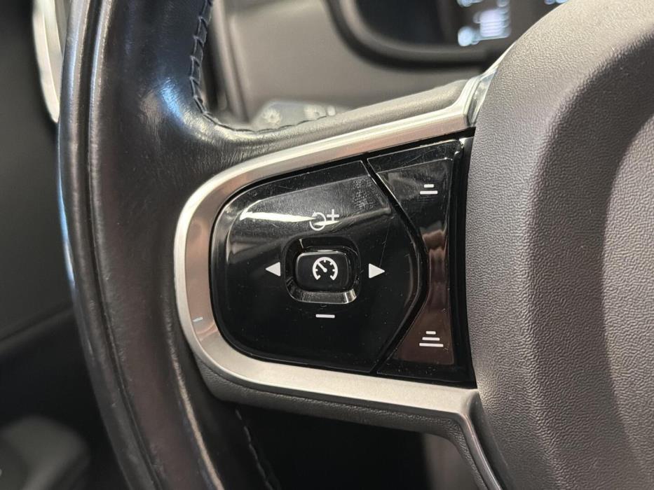 VOLVO V90 Cross Country 2017