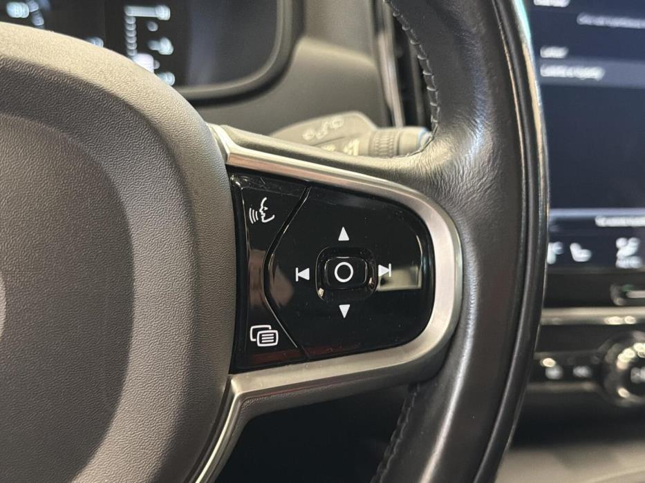 VOLVO V90 Cross Country 2017